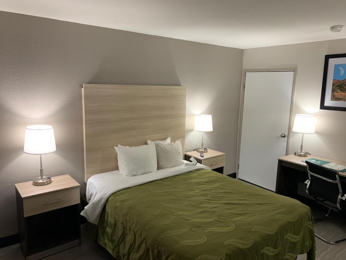 Quality Inn Airport East El Paso Extérieur photo