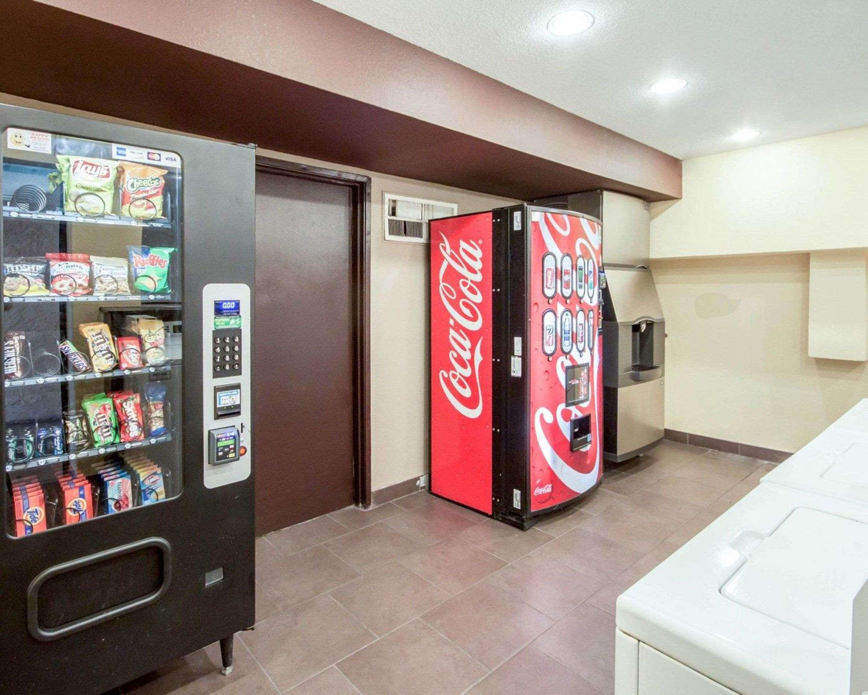 Quality Inn Airport East El Paso Extérieur photo