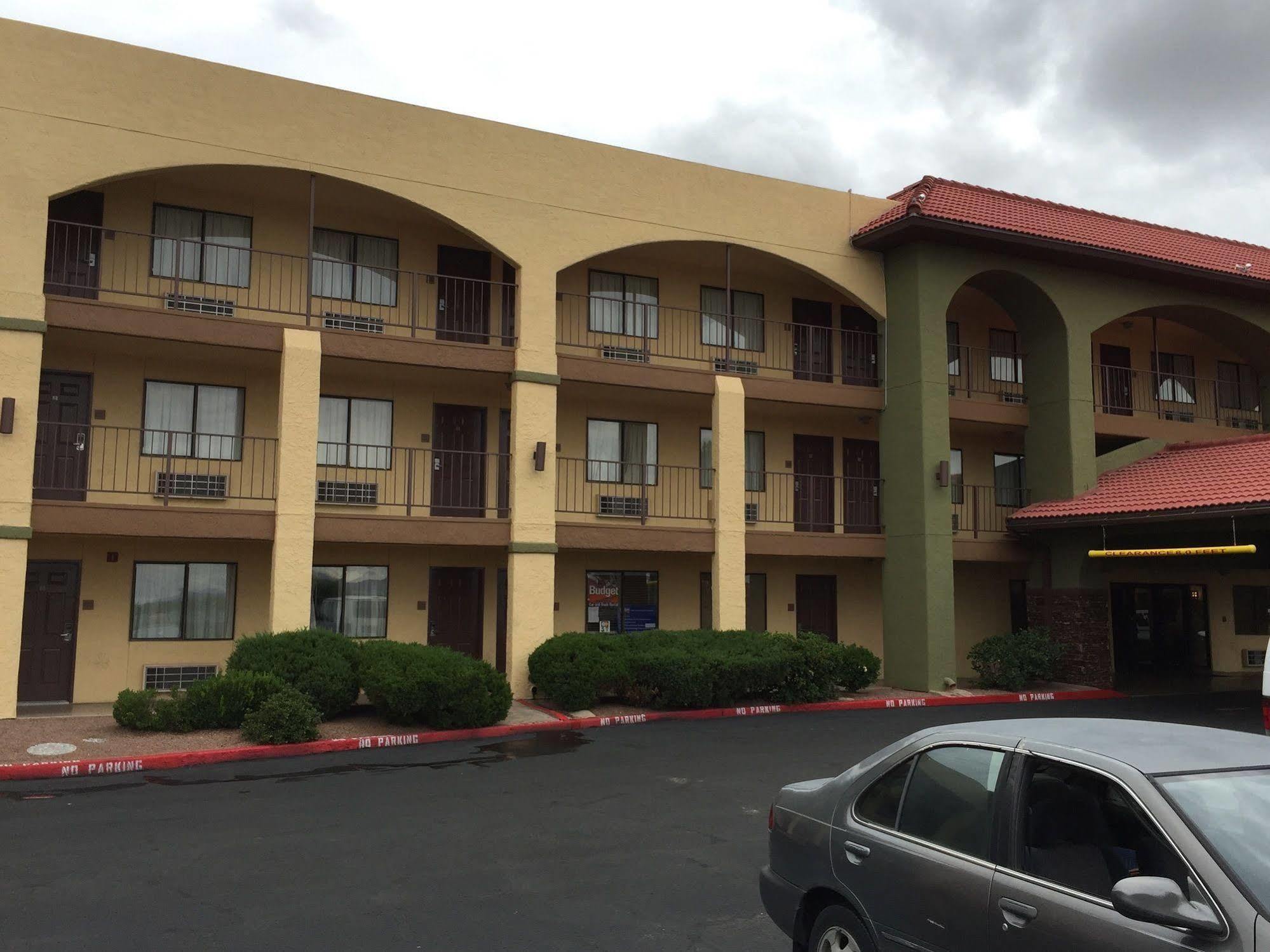 Quality Inn Airport East El Paso Extérieur photo